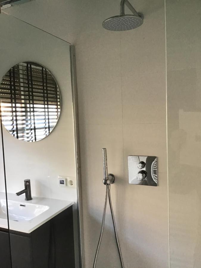 Chic Appartement In Sas Van Gent Exteriör bild